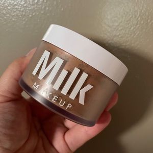 Milk translucent powder